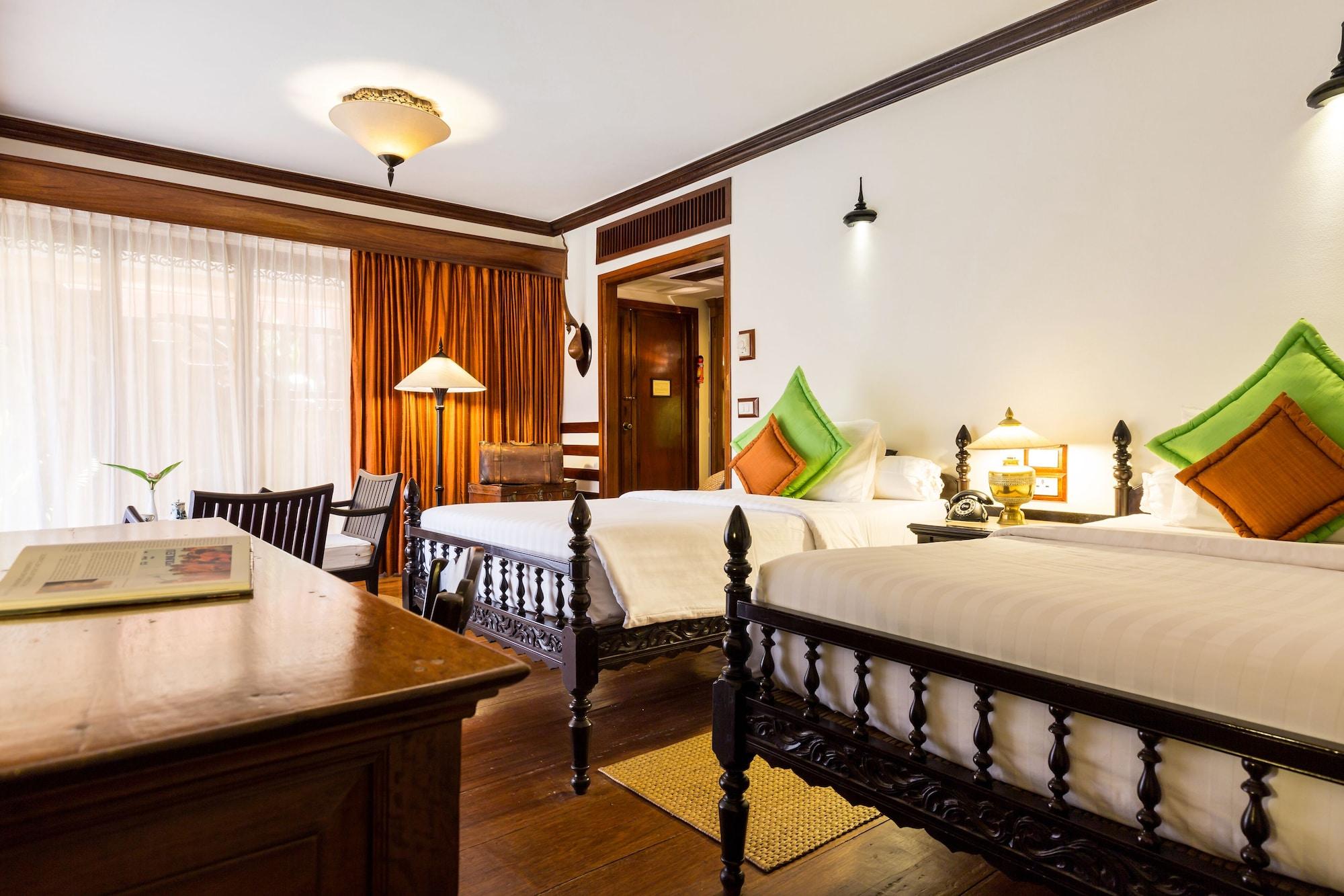 Angkor Village Hotel - Small Luxury Hotels Of The World Сиемрип Экстерьер фото