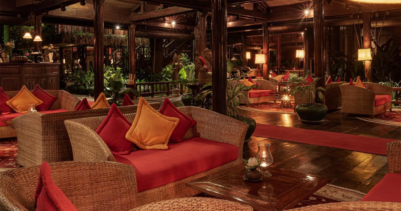 Angkor Village Hotel - Small Luxury Hotels Of The World Сиемрип Экстерьер фото The lobby at the Royal Thai Suite
