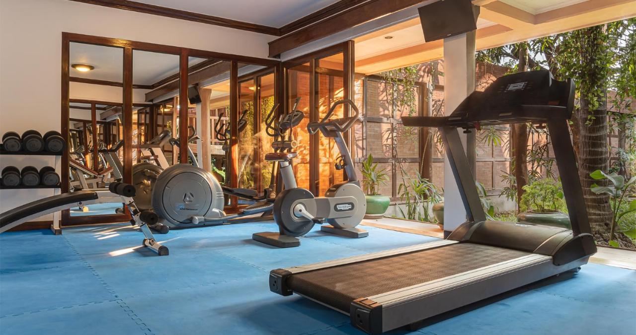 Angkor Village Hotel - Small Luxury Hotels Of The World Сиемрип Экстерьер фото The gym at the Taj Bengal