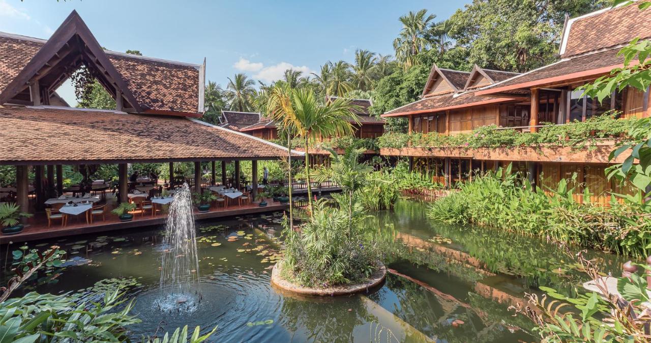 Angkor Village Hotel - Small Luxury Hotels Of The World Сиемрип Экстерьер фото The resort's main restaurant