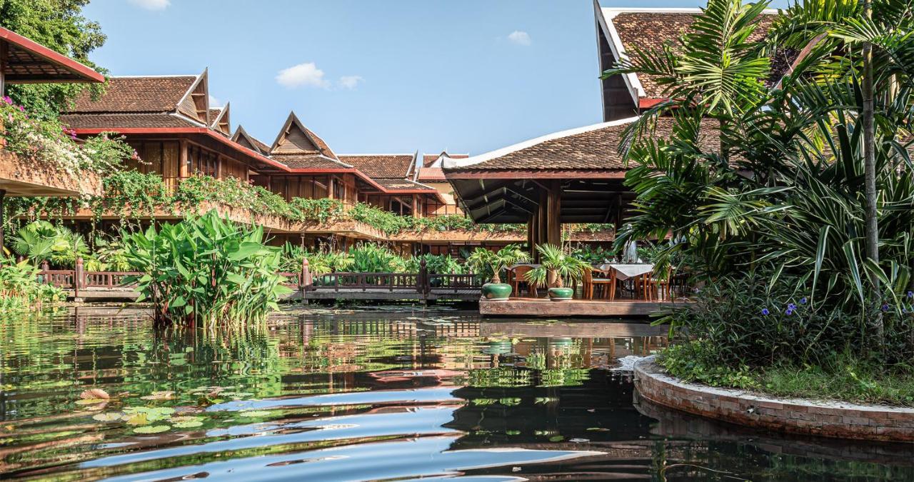 Angkor Village Hotel - Small Luxury Hotels Of The World Сиемрип Экстерьер фото Uthai Thani