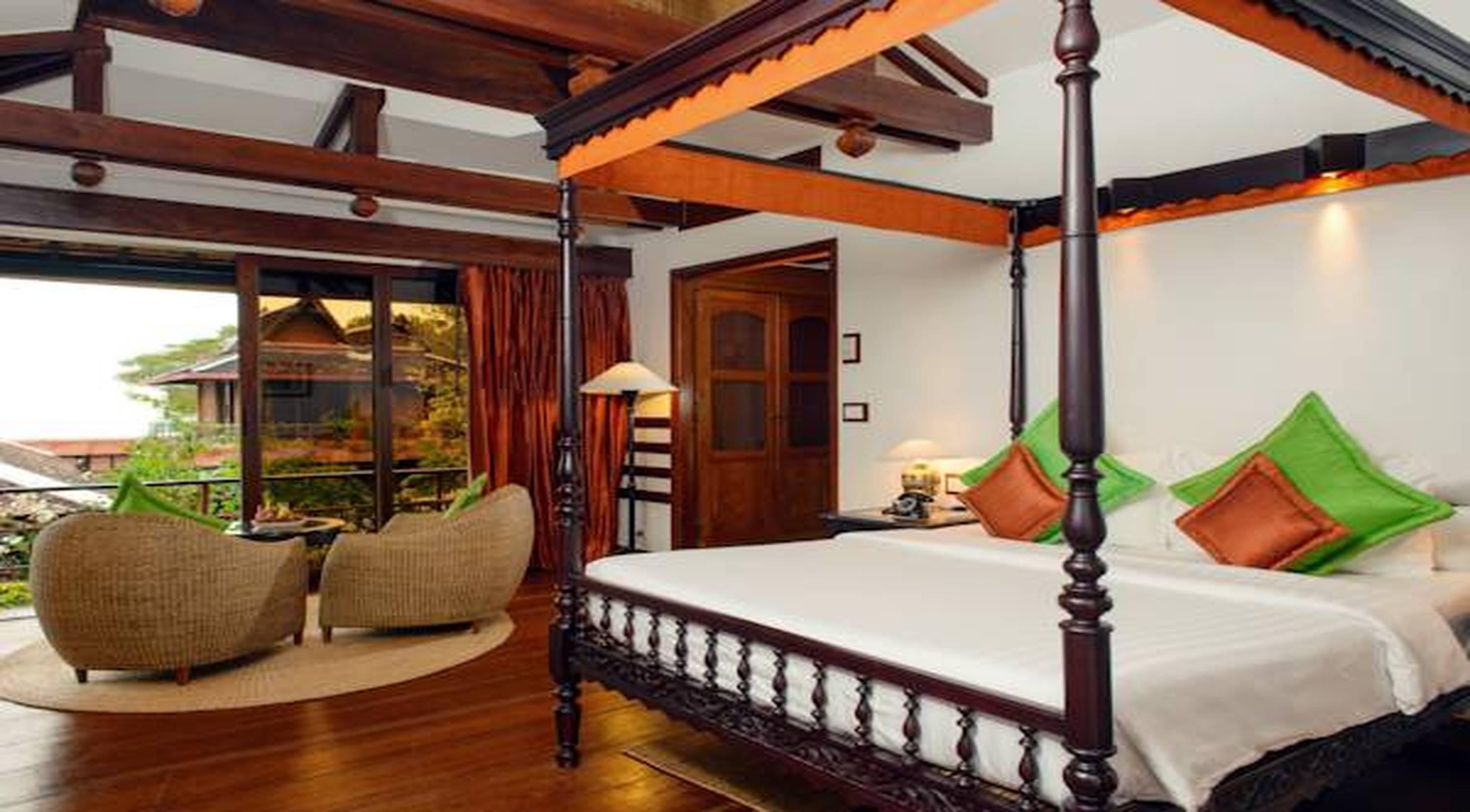 Angkor Village Hotel - Small Luxury Hotels Of The World Сиемрип Экстерьер фото A bedroom at the resort