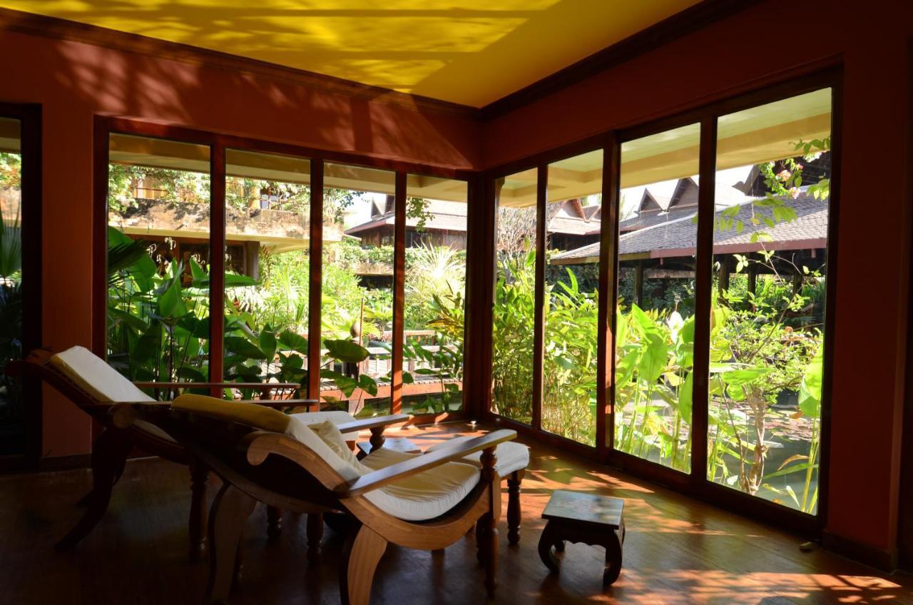 Angkor Village Hotel - Small Luxury Hotels Of The World Сиемрип Экстерьер фото A treatment room at the BANYAN TREE Spa